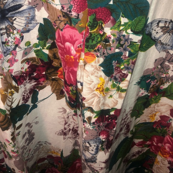 Umgee Flowered Mini Dress Size Small - Picture 2 of 4